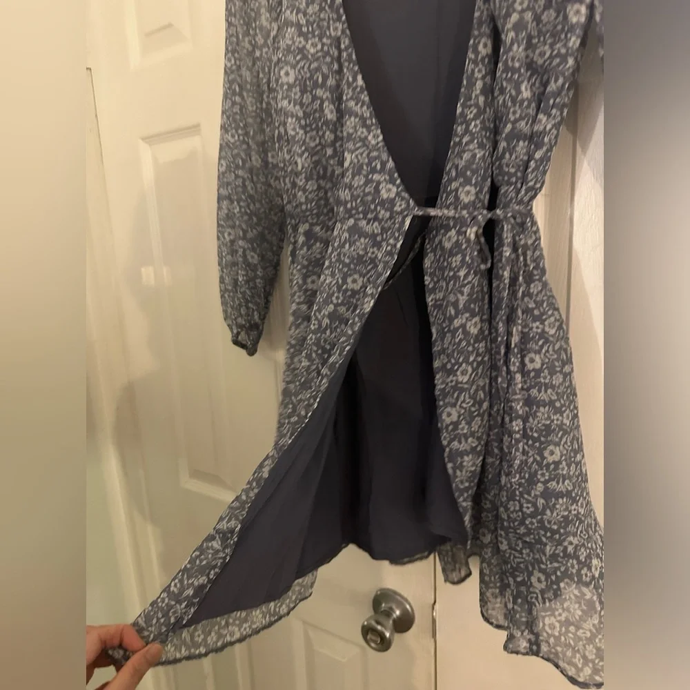 Abercrombie & Fitch Chiffon Wrap Floral Mini Dress Small - Picture 6 of 7